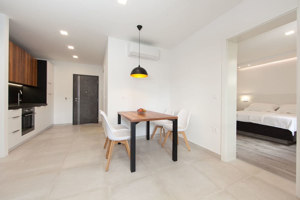 Family Apartment, 1 Bedroom, Garden Area photo 3