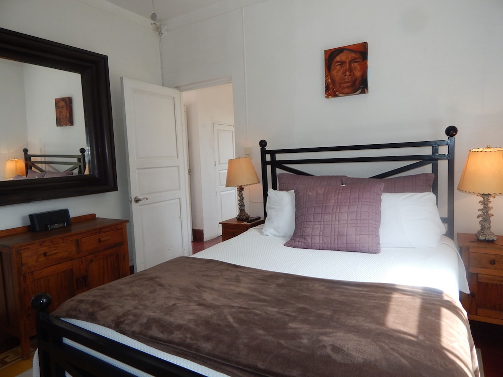 Luxury Suite, 1 Queen Bed photo 3