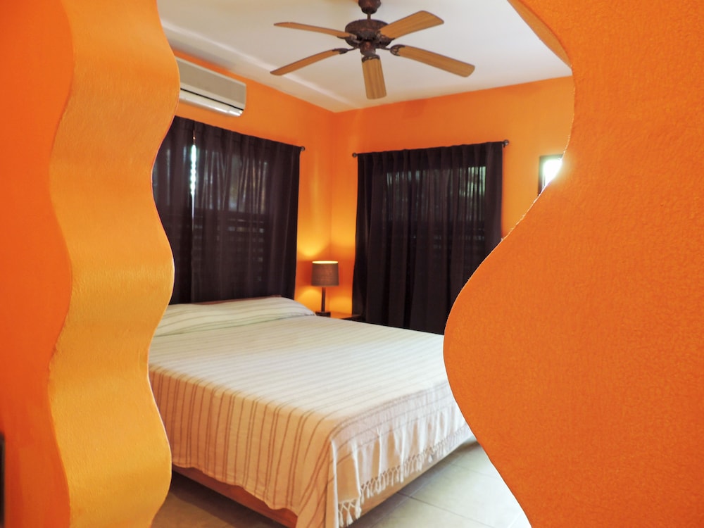 Deluxe Double Room, 1 King Bed, Garden View photo 3