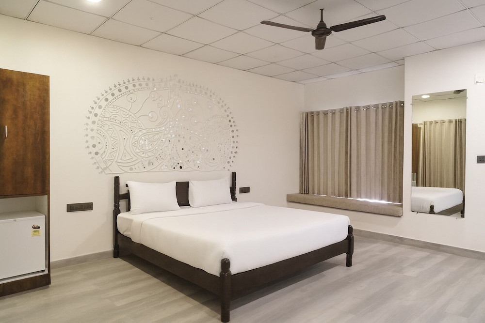 Standard Double or Twin Room, Air conditioning