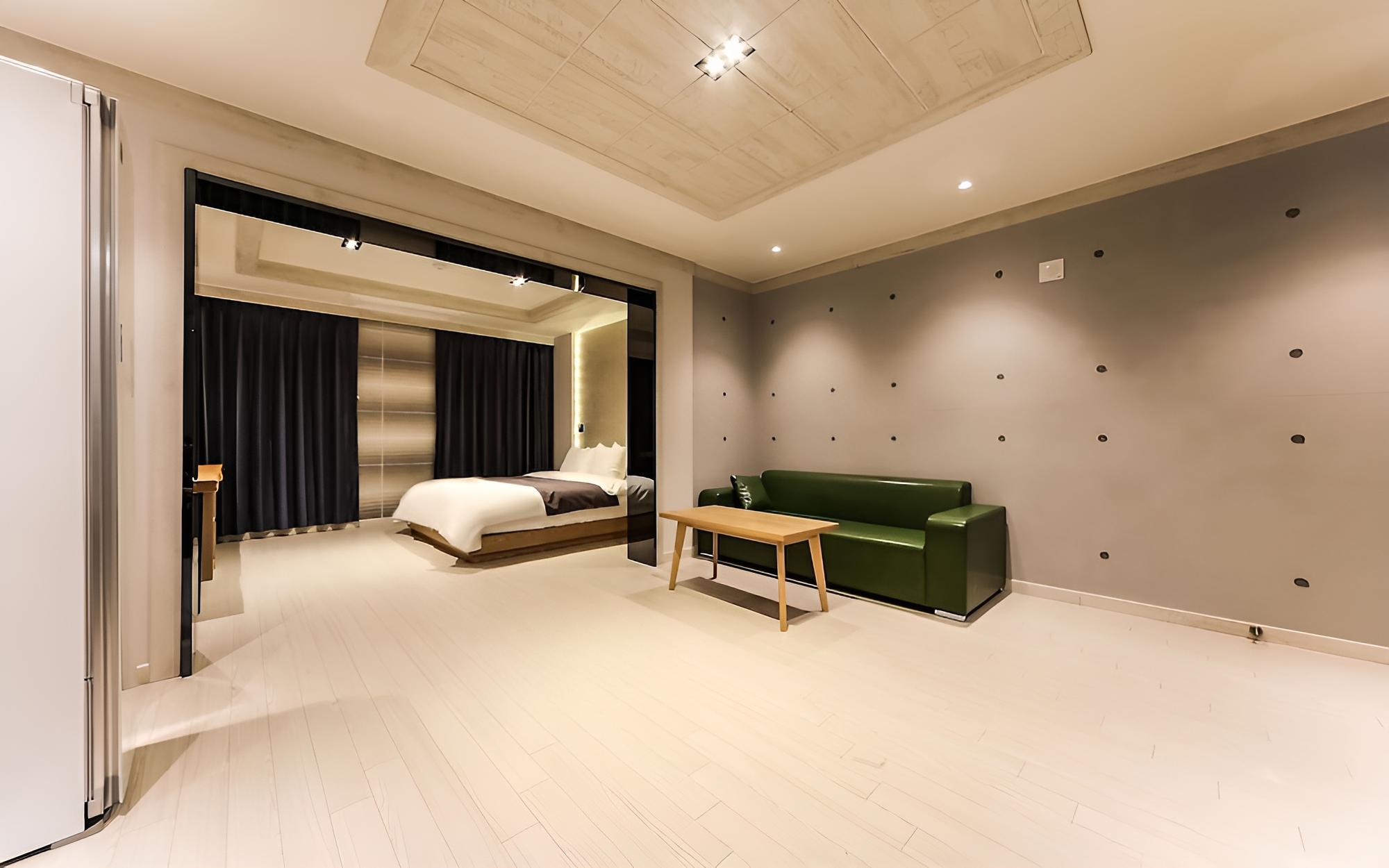 Room (Standard room) - Photo 7