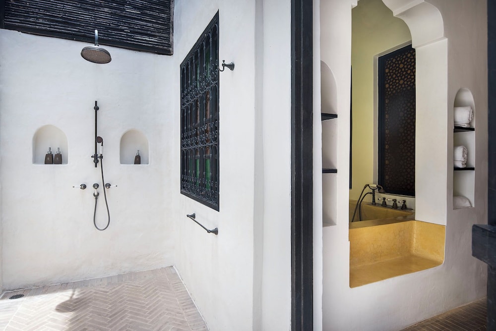 One Bedroom Morocccan Beachfront Villa - Photo 7