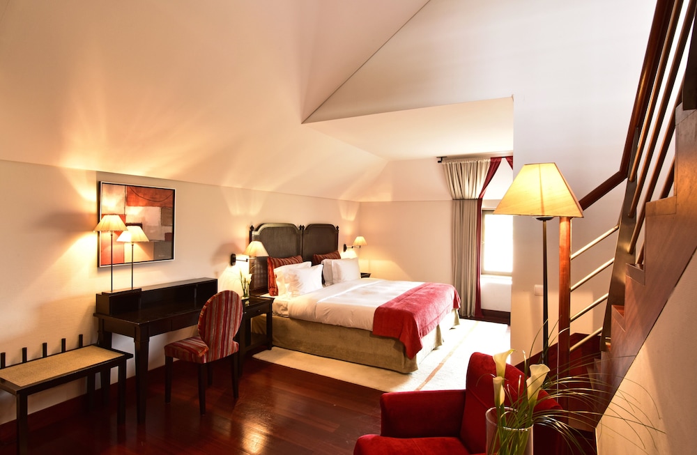 Suite - Photo 3
