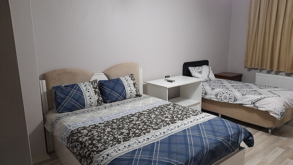 Classic Twin Room