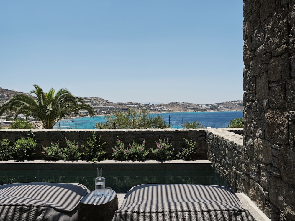 Deluxe Suite, Private Heated Pool, Sea View - Photo 19