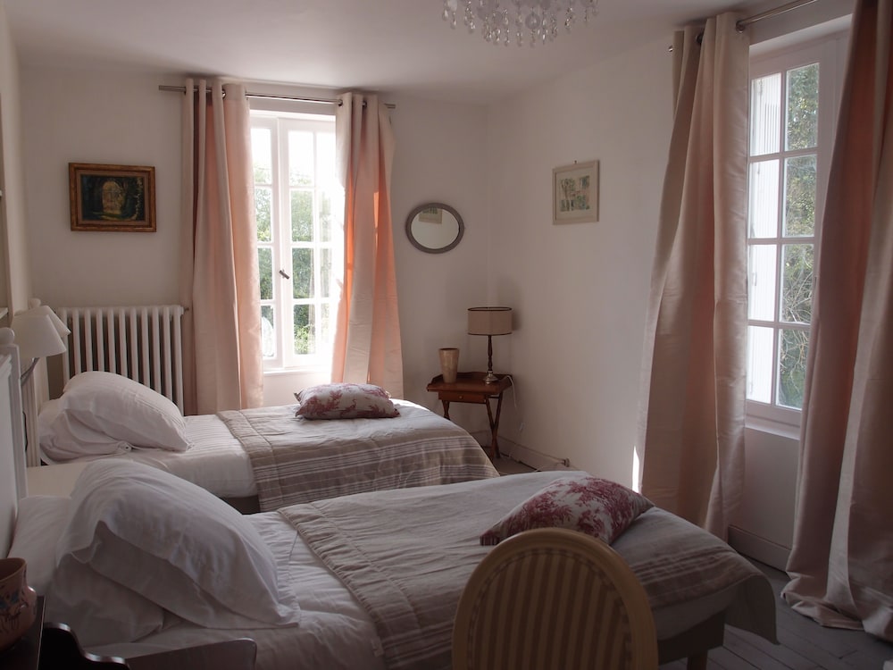 Suite - Photo 7