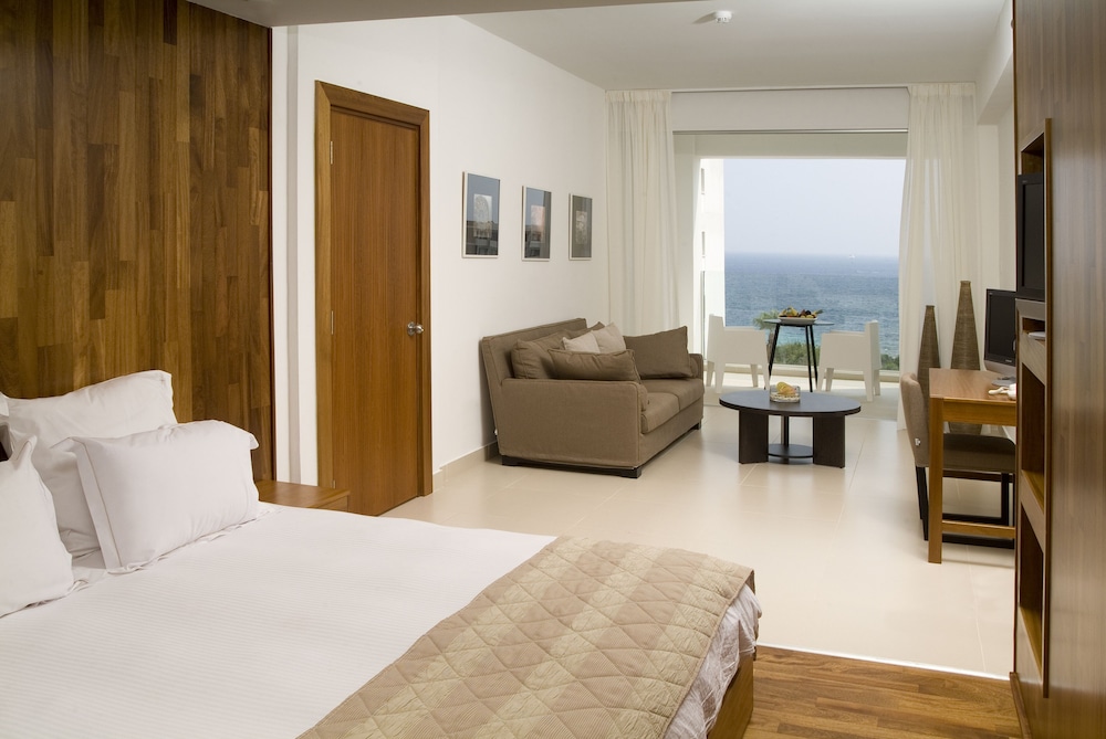 Junior Room, Sea View - Photo 3