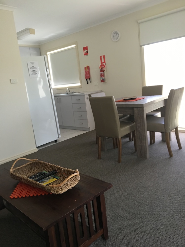 Airport Tourist Village Melbourne — photo 160