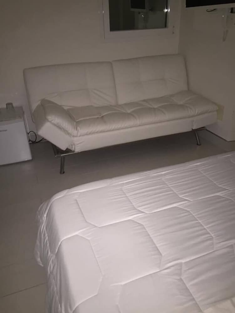 Comfort Triple Room, Balcony, City View photo 2