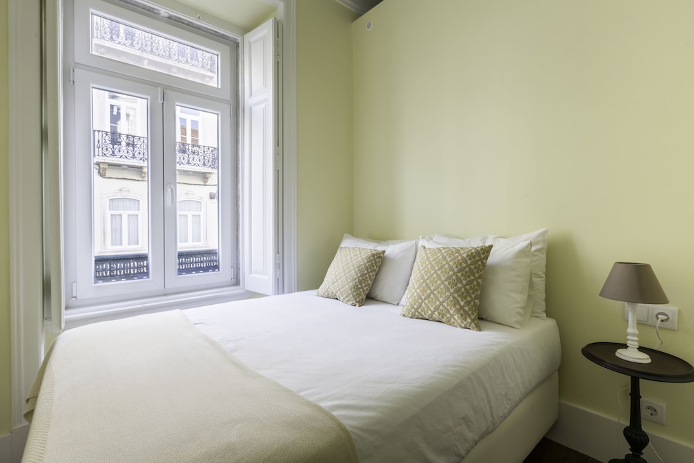 Economy Double Room, Private Bathroom, City View