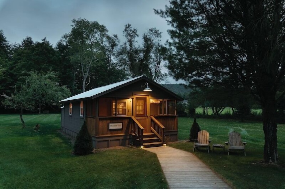 Luxury Cottage, River View