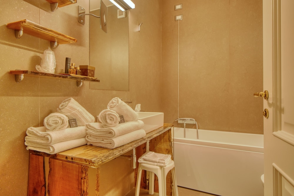 Exclusive Suite, 2 Bedrooms, Private Pool, Garden View (Parc) - Photo 16