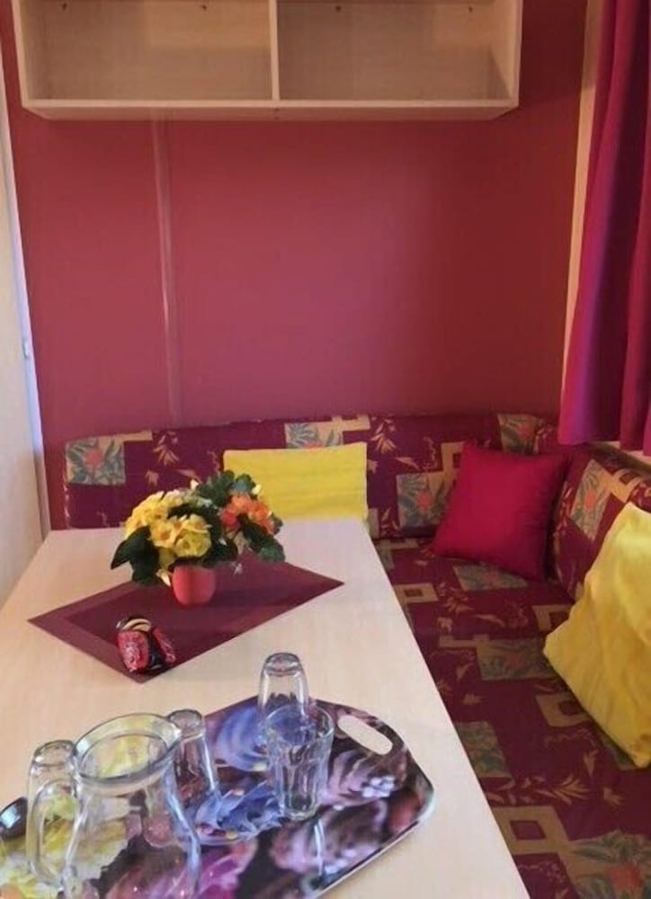 Bungalow (Wyoming) photo 2