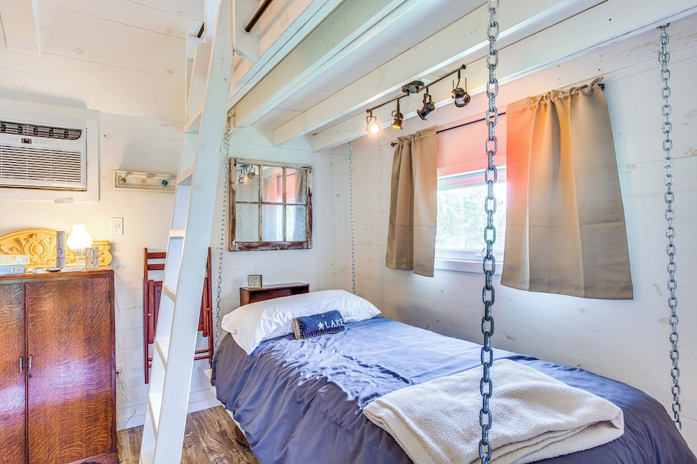 House (2 Bedrooms) photo 1