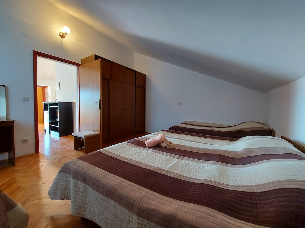 Apartment (A3) photo 2