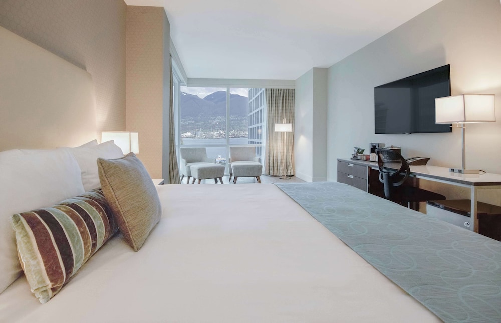 Superior King Room - Photo 5