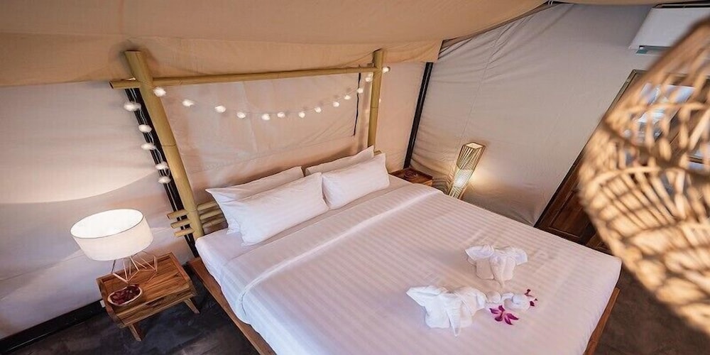 Tent Canal View Double Beds - Photo 4