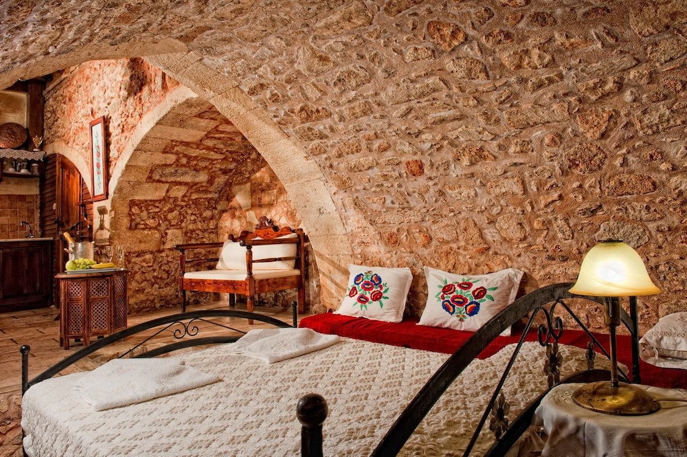 Standard Suite, 1 Double or 2 Twin Beds - Photo 5