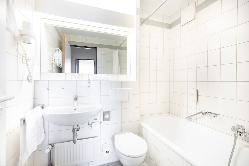 Triple Room with Kitchenette - Photo 5