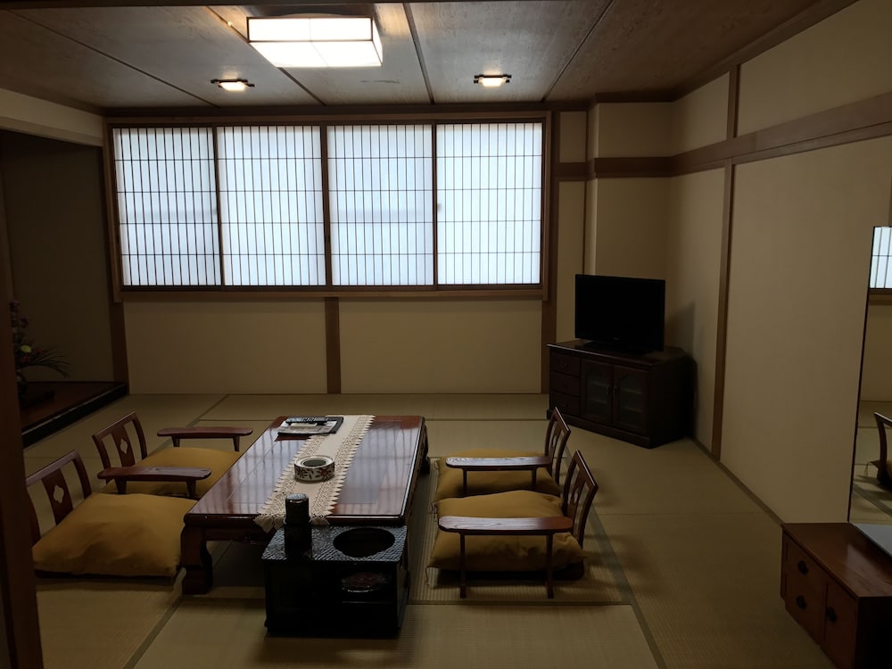 Japanese Style Room - Half board ( Shabu Shabu Dinner) photo 3