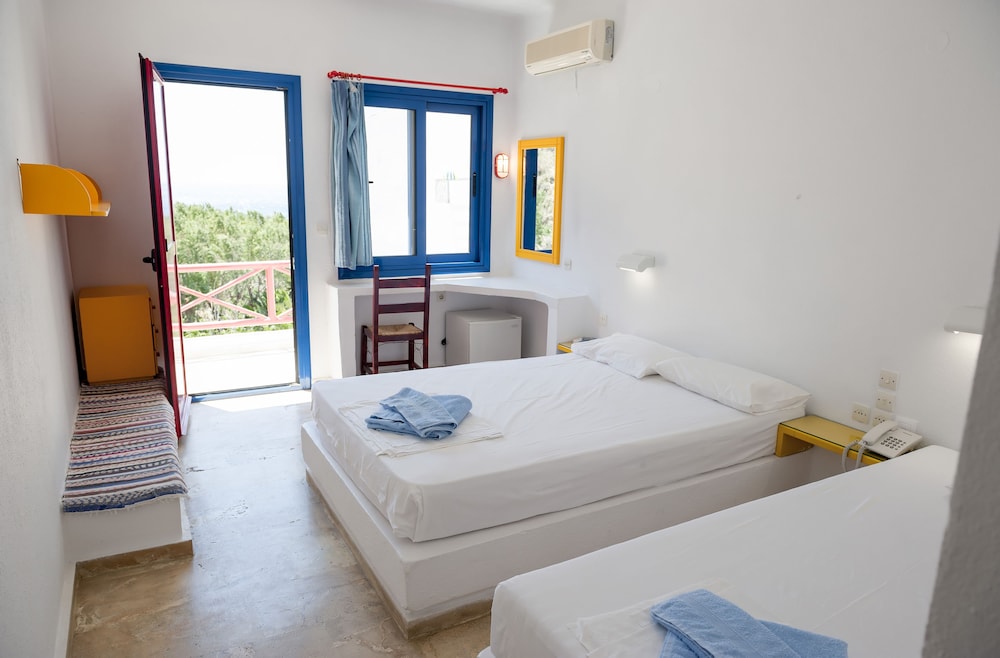 Standard Room - Photo 1