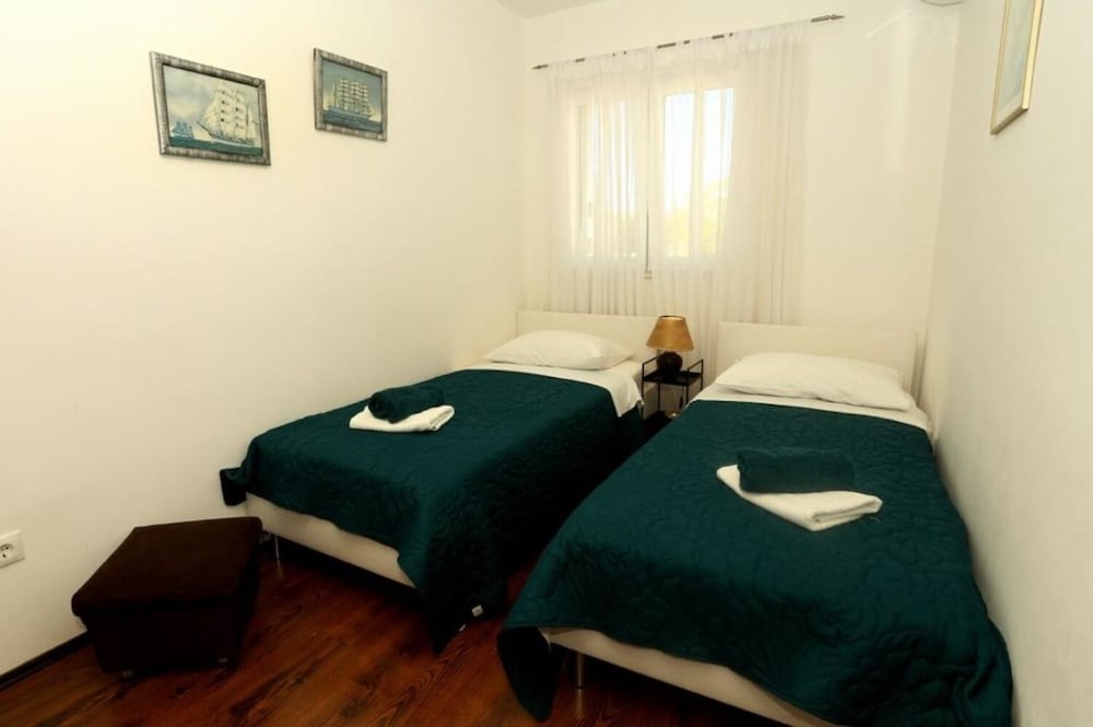 House (Slavica - With Pool - H(10+2)) photo 1