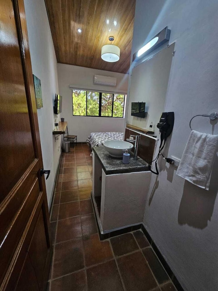 Comfort Double Room, 1 Bedroom, Air conditioning, Courtyard View photo 3