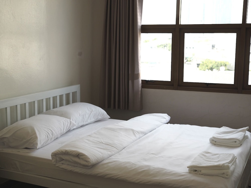 Double Room, Shared Bathroom photo 2