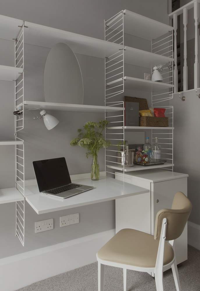 Spare Room Single (Room type located in all floors)