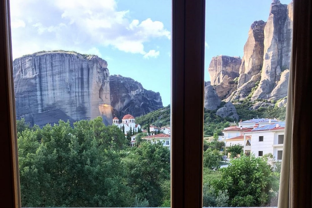 Executive Room (Meteora View) - Photo 3