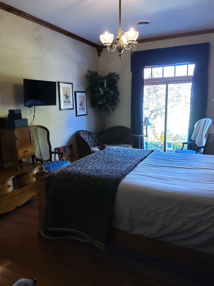 Oak Room photo 3