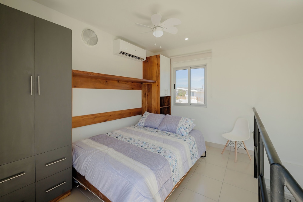 Comfort House, 1 Bedroom, Balcony photo 3