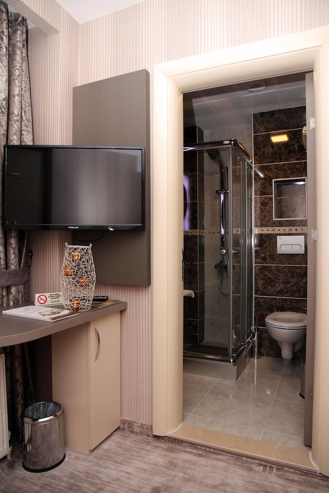 Single Room photo 3