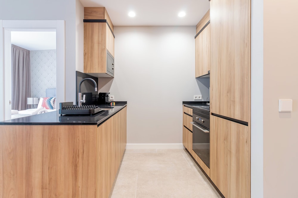 Basic Apartment photo 3
