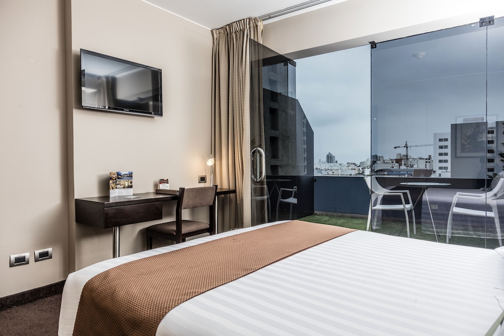 Superior Double Room, 1 Queen Bed, Terrace - Photo 2