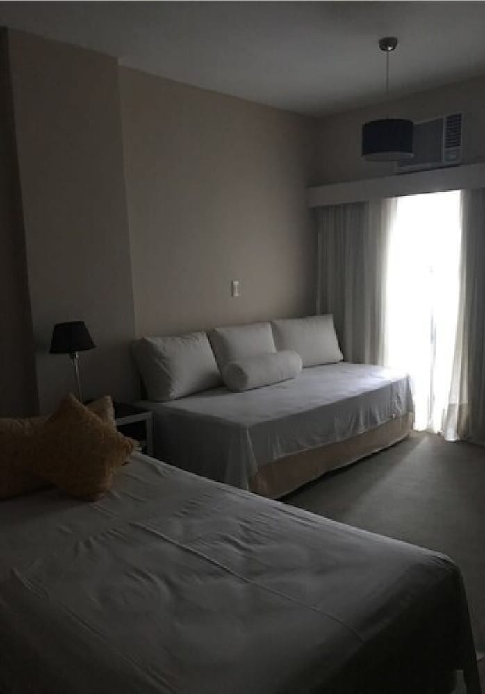 Standard Triple Room, Non Smoking photo 3