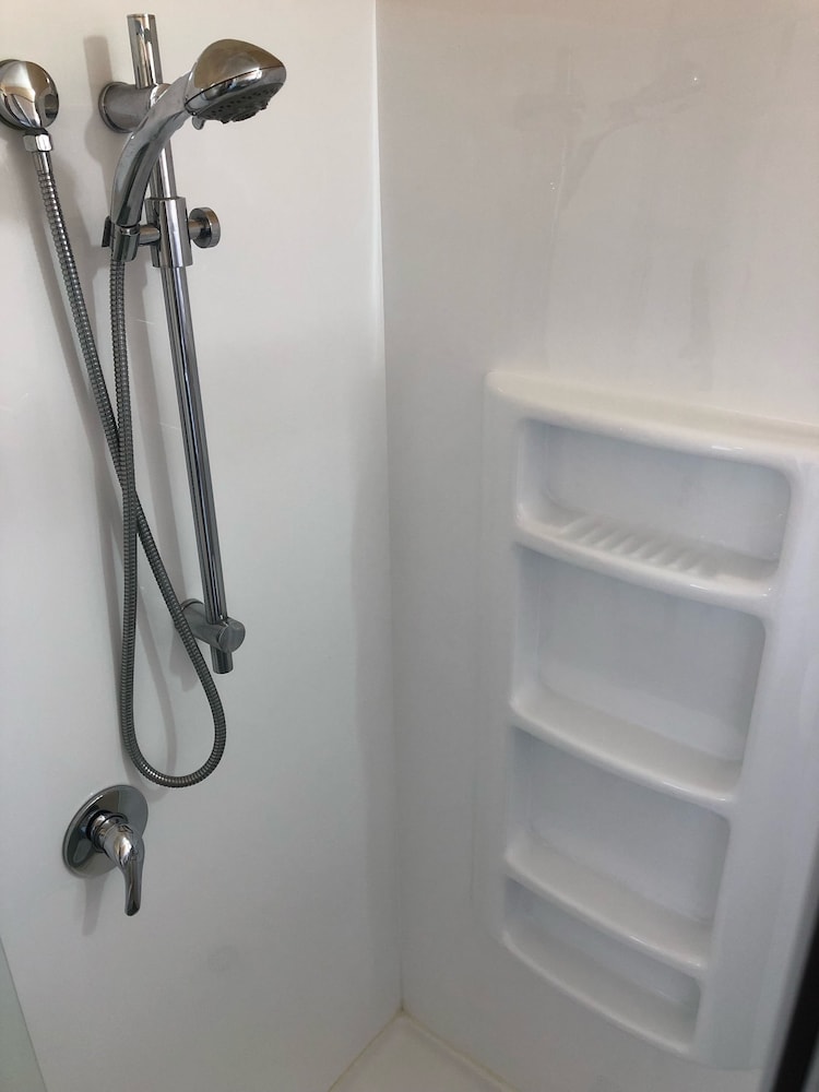 Standard Room (Motel - ensuite ) photo 2
