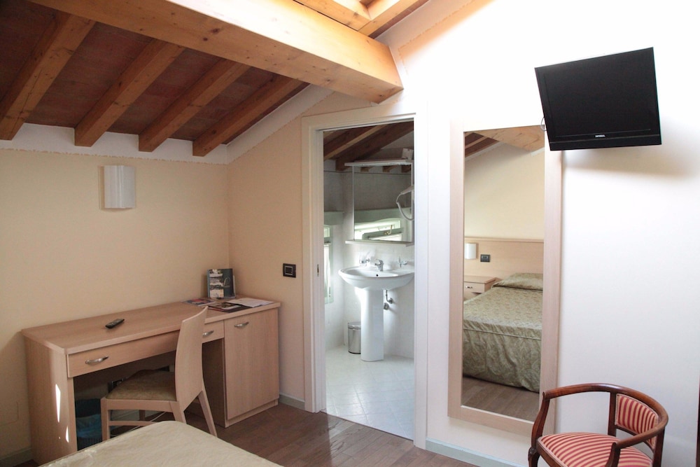 Twin Room photo 3