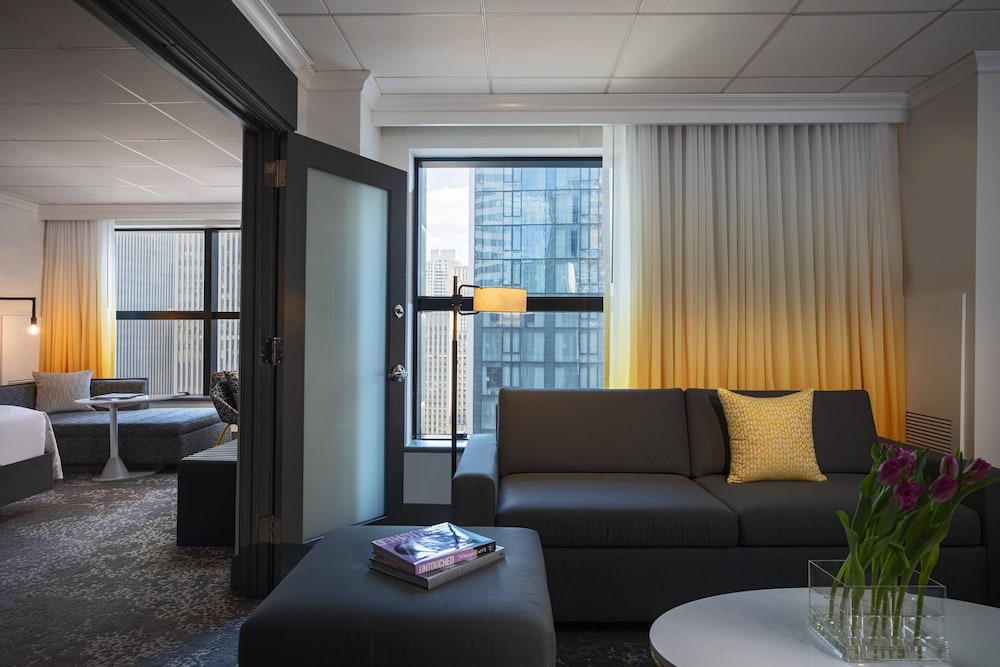 Executive Suite, 1 Bedroom, City View