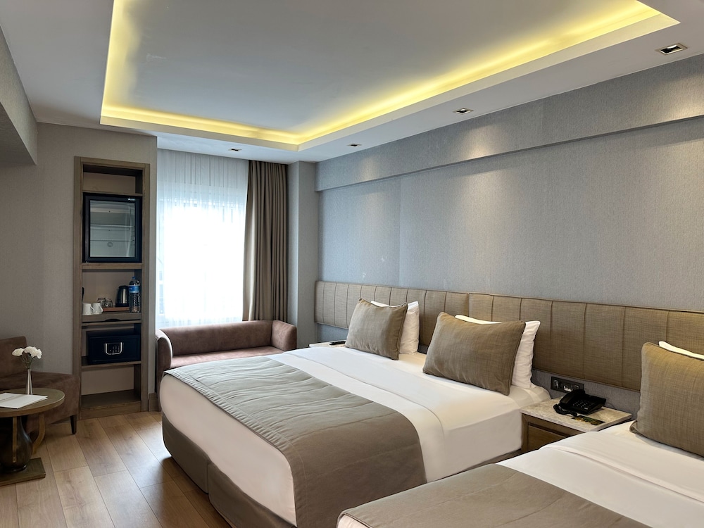 Standard Triple Room photo 1