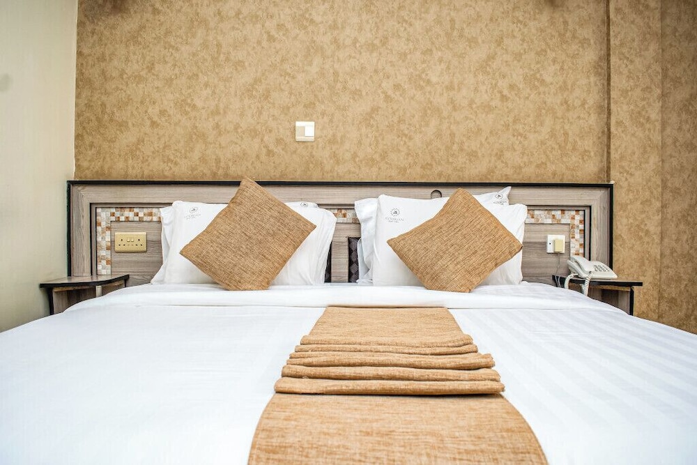 Deluxe Double Room photo 2
