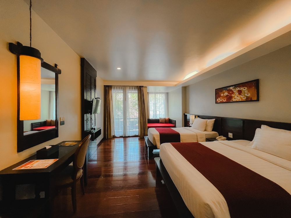 Deluxe Double or Twin Room photo 2