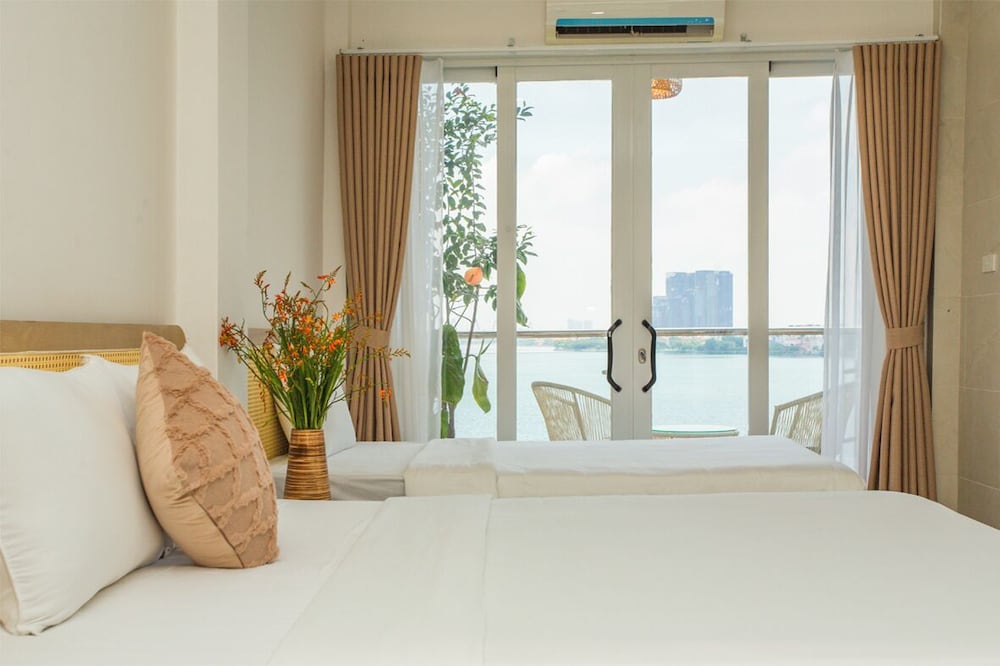 Family Apartment, Lake View