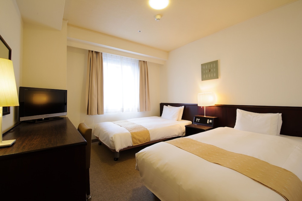 Twin Room, Smoking photo 1