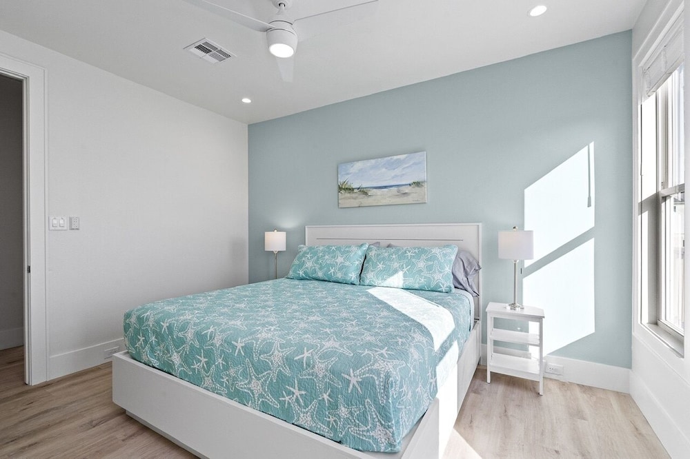 House, 4 Bedrooms photo 2