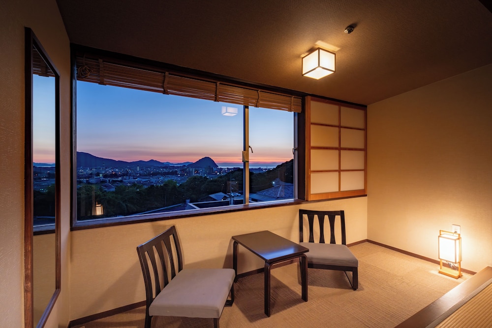 Japanese Style Room City View, Non Smoking photo 3