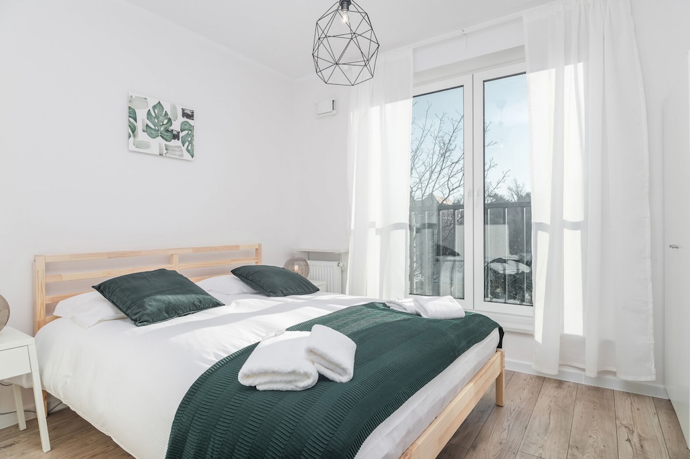 Apartment, 3 Bedrooms, 2 Bathrooms