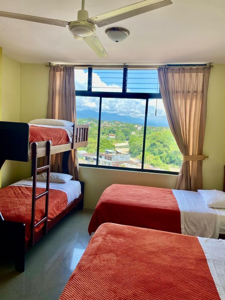 Basic Quadruple Room photo 1