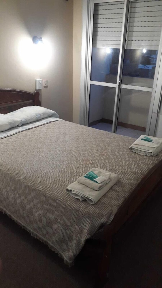 Basic Twin Room photo 1