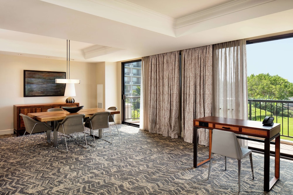 Royal Suite, 1 King Bed, Ocean View